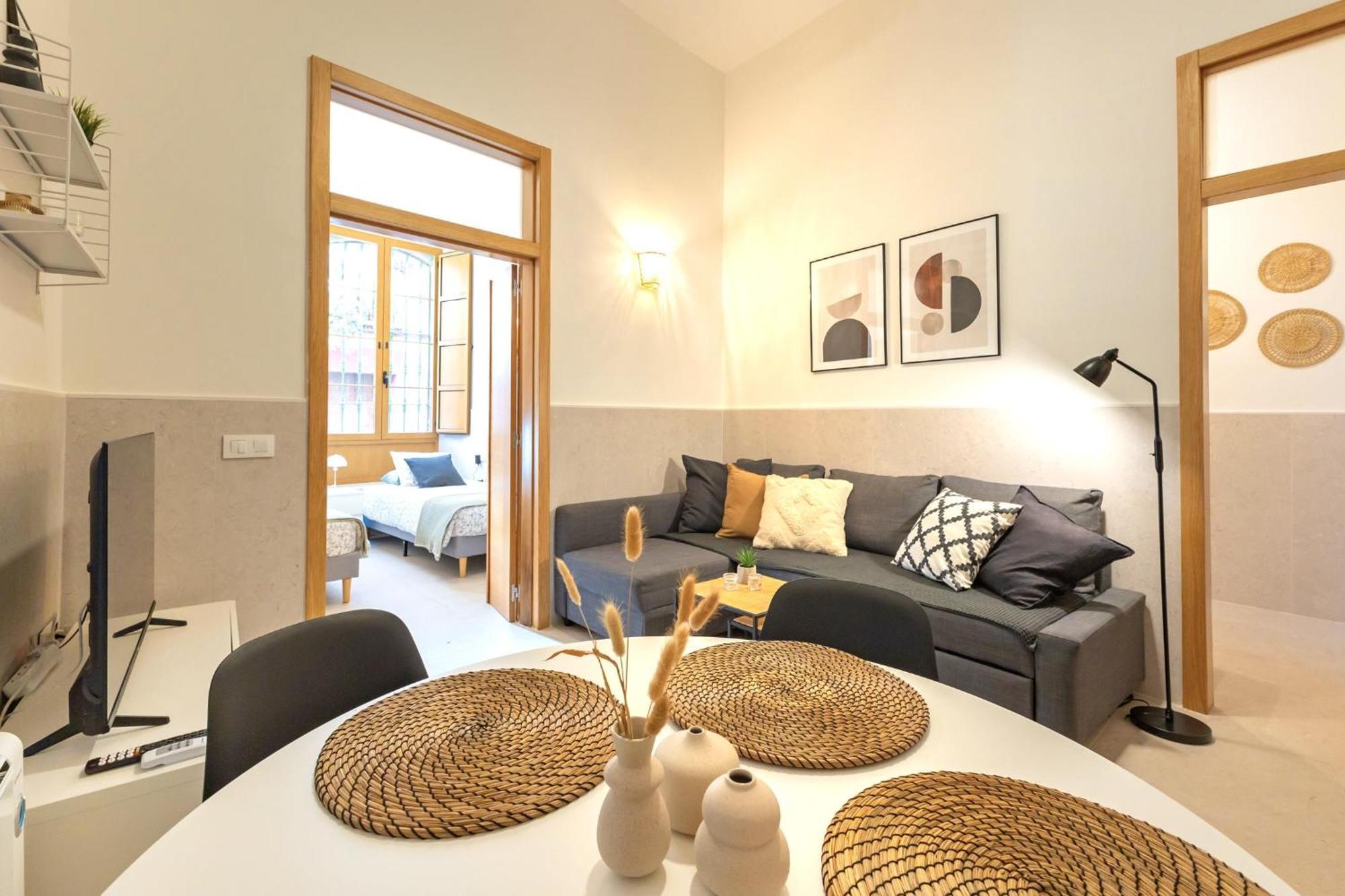 Modern Spacious Apartment Central Of Siviglia Esterno foto